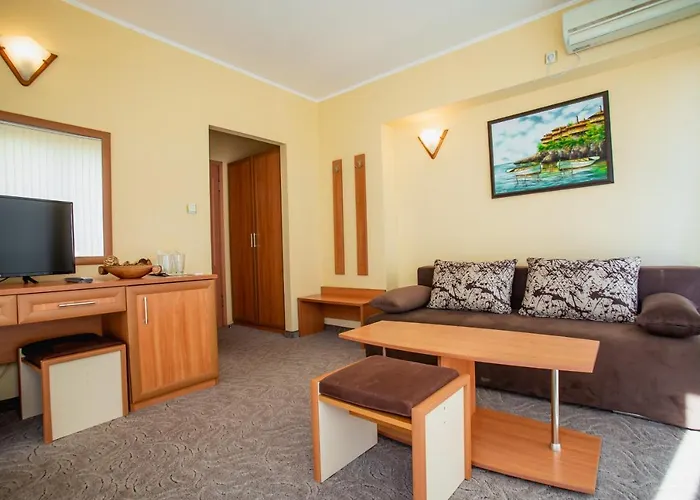 ホテル Dolphin ラヴダ